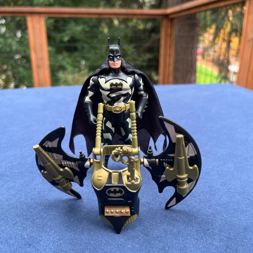 Complete Air Attack Batman Vintage Kenner Batman Returns -1992- CLEAN